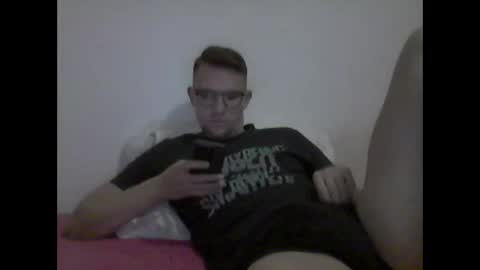 hardboylovemilfmoom online show from June 2026 06:32:02 PM