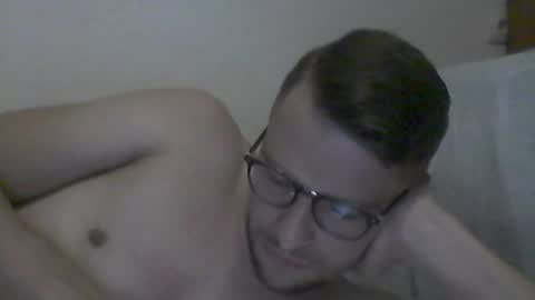 hardboylovemilfmoom online show from July 2026 11:51:02 PM