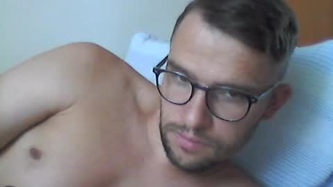 hardboylovemilfmoom online show from July 2026 04:53:02 PM