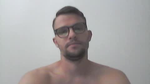 hardboylovemilfmoom online show from July 2026 12:18:02 PM