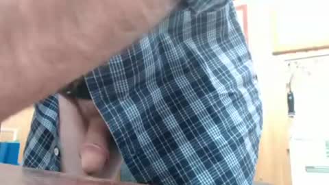 Snapshot of hardbuns chatting on December 2024 07:48:02 PM Brad online show from December 2024 07:48:02 PM