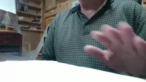 Snapshot of hardbuns chatting on September 2025 03:56:02 PM Brad online show from September 2025 03:56:02 PM