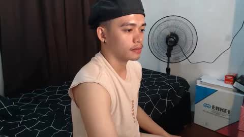 Snapshot of hardickjohnny chatting on February 2026 02:33:01 AM JOHN online show from February 2026 02:33:01 AM