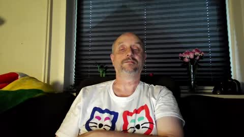 MrLazy online show from June 2026 07:06:02 PM