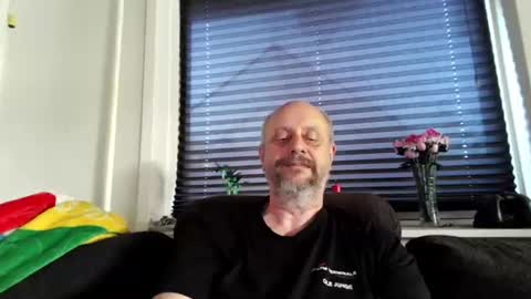 MrLazy online show from June 2026 06:08:01 PM