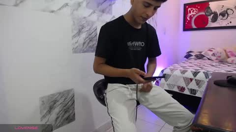 Andres Dean online show from March 2025 09:29:02 PM