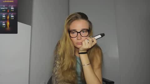 Tasya online show from September 2025 04:54:02 PM