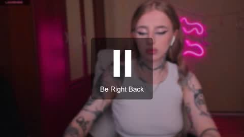 Julia online show from February 2025 05:25:01 AM