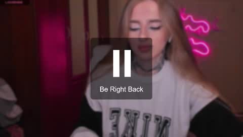 Julia online show from February 2025 05:20:02 AM