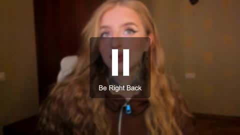 Julia online show from December 2025 05:24:02 AM