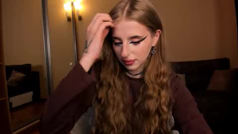 Julia online show from March 2026 04:39:01 AM