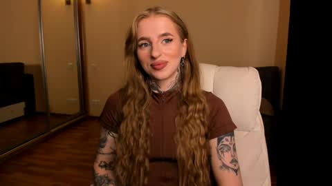 Julia online show from June 2026 05:57:02 AM
