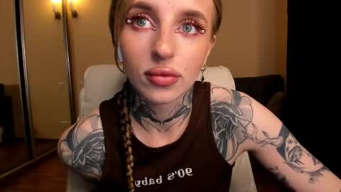 Julia online show from June 2026 05:43:01 AM