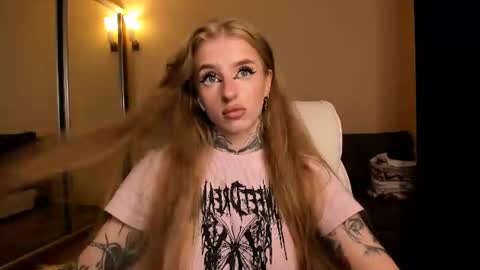 Julia online show from July 2026 05:48:01 AM