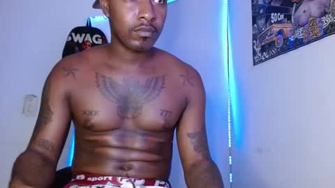 harley_quinnn111 online show from June 2026 11:18:01 PM