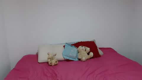 harley_quinns1 online show from June 2026 07:34:01 PM