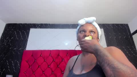 Snapshot of harleyevaans chatting on January 2025 12:07:01 PM Harley Evaans online show from January 2025 12:07:01 PM