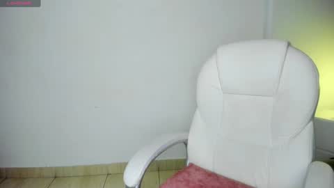 harleyqueen_robbie online show from January 2025 11:26:01 PM