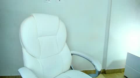 harleyqueen_robbie online show from September 2025 09:04:01 PM