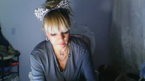 Harly  online show from May 2026 04:21:02 AM