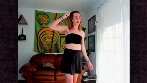 Snapshot of harlynn_ell chatting on April 2026 04:51:02 PM harlynn_ell online show from April 2026 04:51:02 PM
