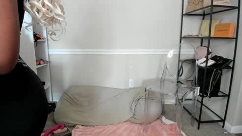 Snapshot of harmonie_marquise chatting on September 2025 01:05:02 PM Harmonie Marquise online show from September 2025 01:05:02 PM