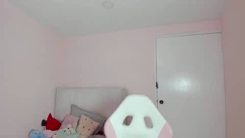 Snapshot of harmony_murr chatting on January 2025 04:34:01 PM vanessa online show from January 2025 04:34:01 PM