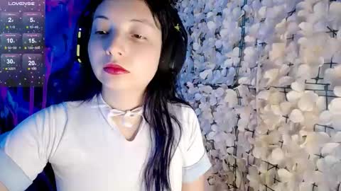 Harmonys World online show from October 2025 03:02:02 AM