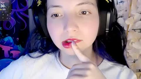 Harmonys World online show from October 2025 08:55:02 PM