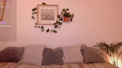 Snapshot of harmonyy01 chatting on February 2025 03:08:01 AM Harmony Please help me to reach 100 thumbs up online show from February 2025 03:08:01 AM