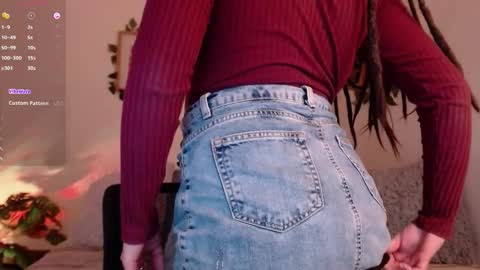 Snapshot of harmonyy01 chatting on September 2025 02:35:02 AM Harmony Please help me to reach 100 thumbs up online show from September 2025 02:35:02 AM