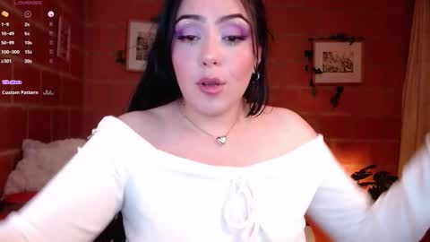 Snapshot of harmonyy01 chatting on March 2026 03:32:01 AM Harmony Please help me to reach 100 thumbs up online show from March 2026 03:32:01 AM