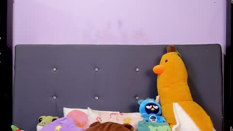 Snapshot of harmonyy_hill chatting on November 2025 10:53:02 PM Harmony Hill online show from November 2025 10:53:02 PM