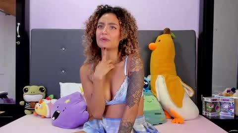 Snapshot of harmonyy_hill chatting on February 2026 06:22:01 AM Harmony Hill online show from February 2026 06:22:01 AM