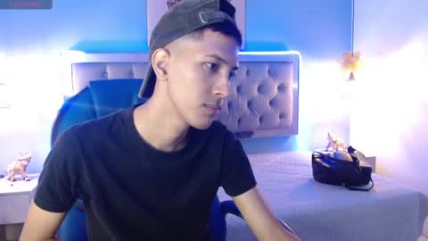 Snapshot of haroldxl chatting on January 2025 12:06:02 PM IM HAROLD online show from January 2025 12:06:02 PM