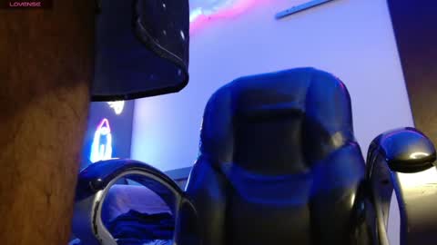 Snapshot of haroldxl chatting on January 2025 12:30:01 PM IM HAROLD online show from January 2025 12:30:01 PM