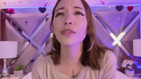 Snapshot of harperwest_ chatting on April 2026 08:35:02 PM Harper online show from April 2026 08:35:02 PM