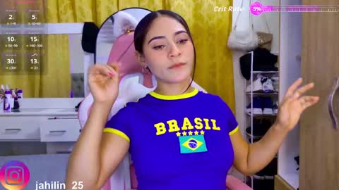 Snapshot of harperzoe chatting on November 2025 01:06:01 AM harperzoe online show from November 2025 01:06:01 AM