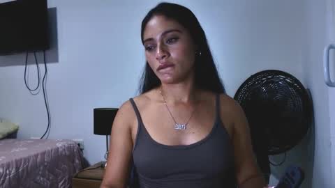 Snapshot of harperzoe chatting on January 2026 04:48:01 AM harperzoe online show from January 2026 04:48:01 AM