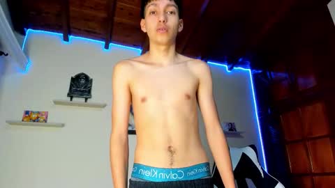 Snapshot of harry_jonshon69 chatting on December 2025 11:34:02 PM harry online show from December 2025 11:34:02 PM