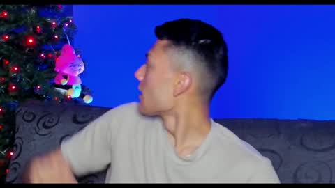 Snapshot of harrydavidsonx chatting on December 2024 04:25:01 PM ... online show from December 2024 04:25:01 PM