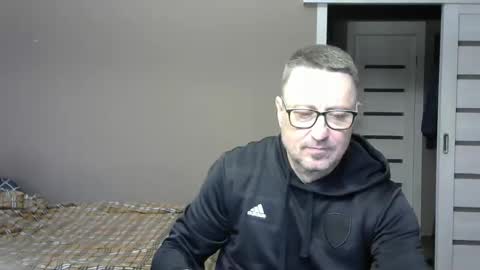 HarrySnake online show from February 2025 10:05:01 AM