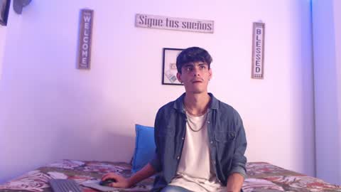 harry thomson online show from January 2025 06:04:01 AM