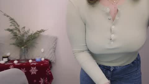 Snapshot of hartfoxx chatting on January 2025 04:27:02 PM hartfoxx online show from January 2025 04:27:02 PM