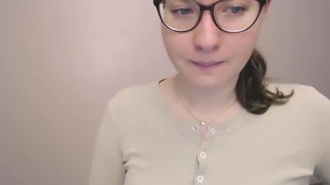 Snapshot of hartfoxx chatting on February 2026 03:31:01 PM hartfoxx online show from February 2026 03:31:01 PM