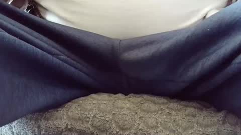 Snapshot of hartl1112 chatting on September 2025 08:03:02 AM hartl1112 online show from September 2025 08:03:02 AM