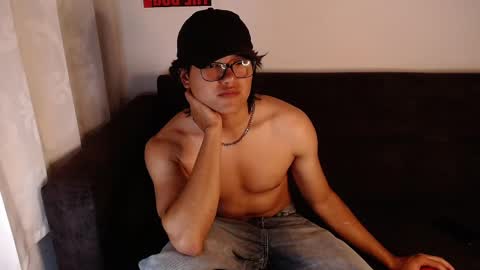 Snapshot of haru_boi chatting on September 2025 07:09:02 AM Haru online show from September 2025 07:09:02 AM