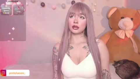 Snapshot of harumi_hentai chatting on February 2025 09:32:02 PM harumi online show from February 2025 09:32:02 PM