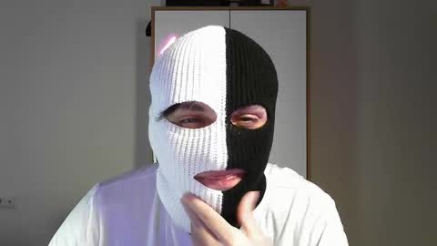 Two-Face online show from April 2026 09:12:01 PM