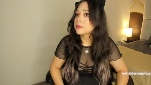 has_gonzalezz online show from April 2026 04:48:02 AM